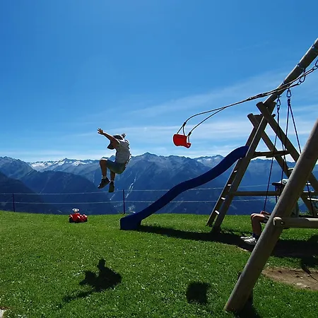 Kitzbueheler Alpenlodge Bergblick *